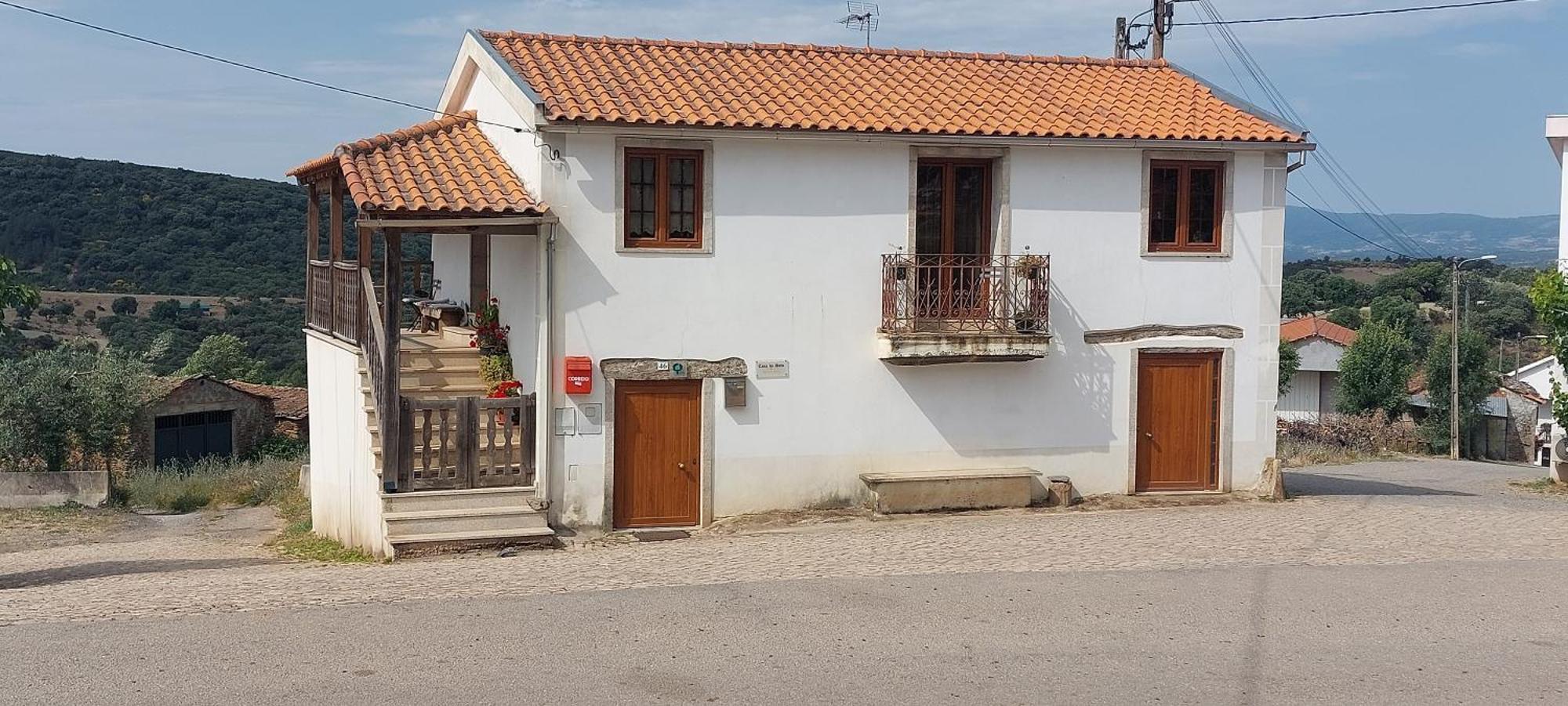 Casa Do Soto Guest House Milhao Exterior photo